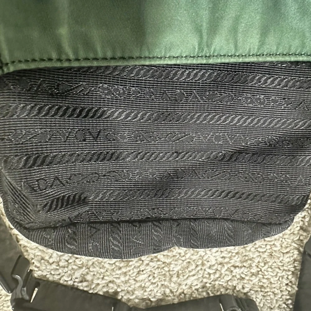 Vintage PRADA Tessuto Quilted Shoulder Bag RARE - Picture 9 of 12